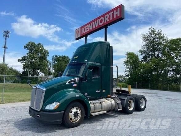 Kenworth T680 中古トラクターヘッド | トレーラーヘッド