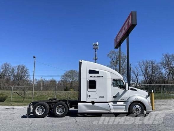 Kenworth T680 中古トラクターヘッド | トレーラーヘッド