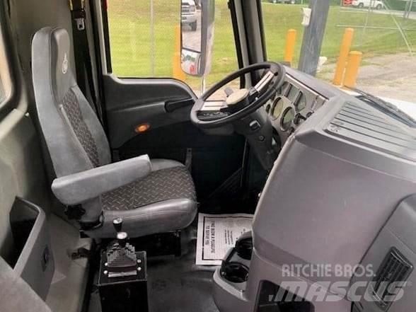 Mack GRANITE GU713 塵芥車、パッカー車