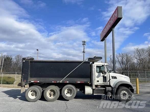 Mack GRANITE GU713 ダンプ