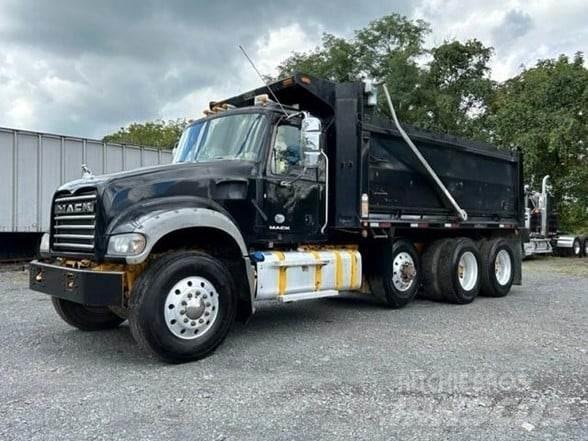 Mack GRANITE GU713 ダンプ