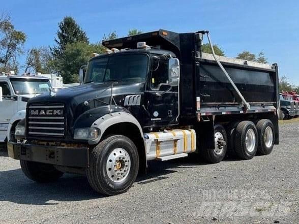 Mack GRANITE GU713 ダンプ
