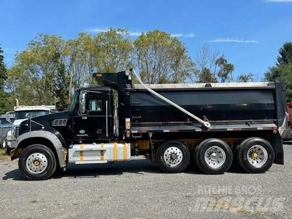 Mack GRANITE GU713 ダンプ