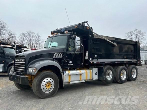 Mack GRANITE GU713 ダンプ