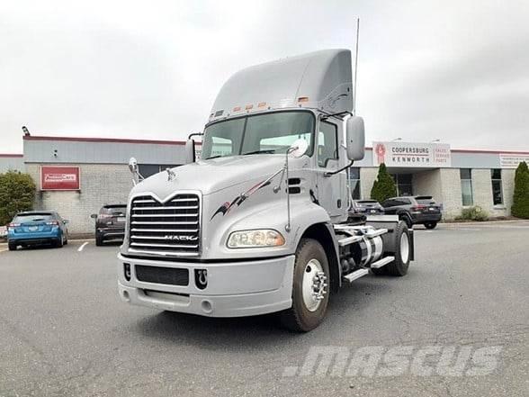 Mack PINNACLE CXU612 中古トラクターヘッド | トレーラーヘッド
