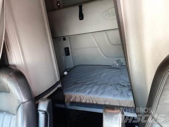 Peterbilt 579 中古トラクターヘッド | トレーラーヘッド