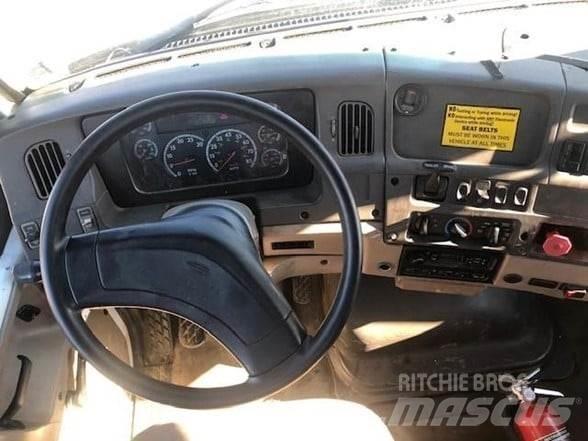 Sterling AT9500 中古トラクターヘッド | トレーラーヘッド