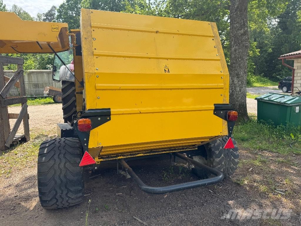 New Holland BR 6090 ラウンドベーラー