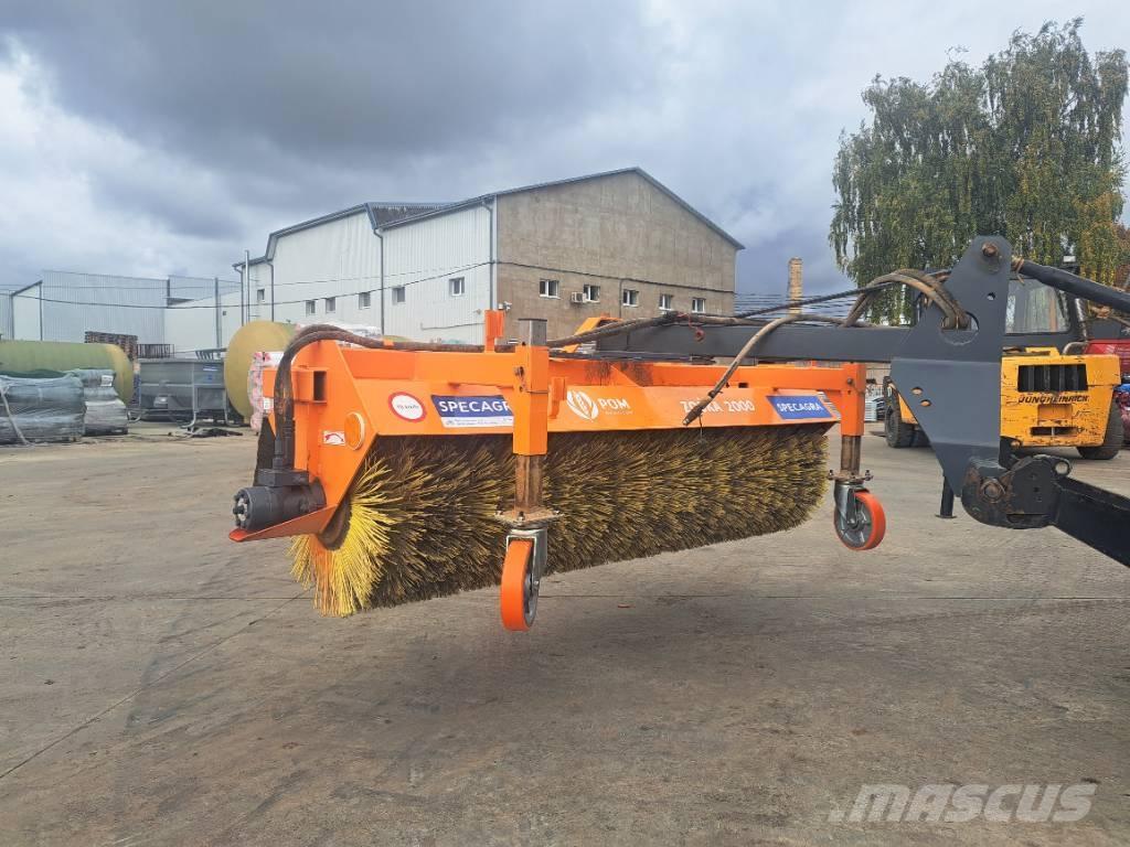 Pom Augustow T801/1 路面清掃機