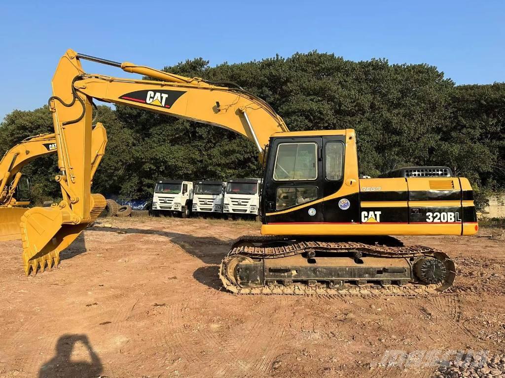 CAT 320 B 大型油圧ショベル12t以上（パワーショベル・ユンボ）