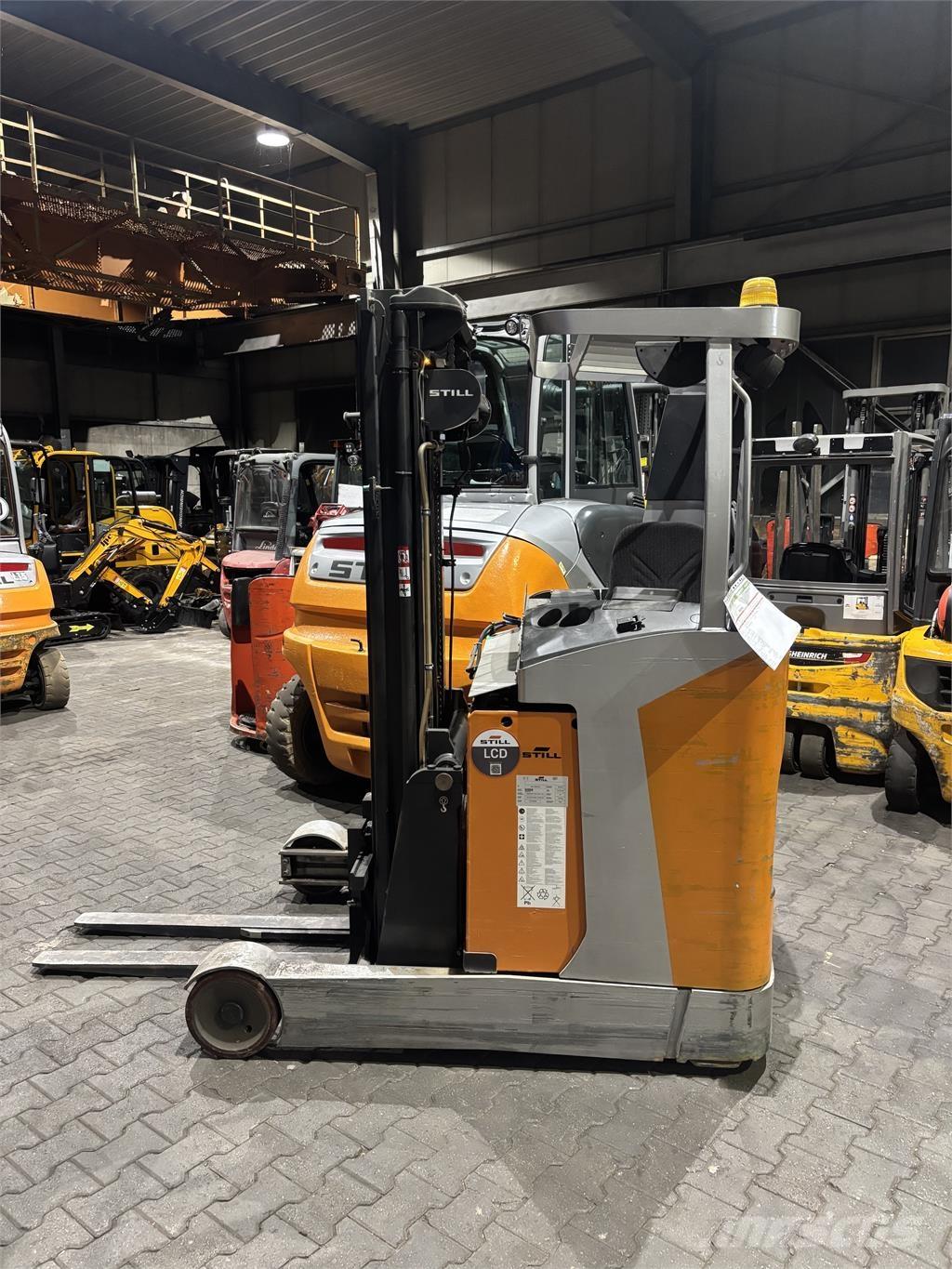 Still FM-X17 リーチフォークリフト