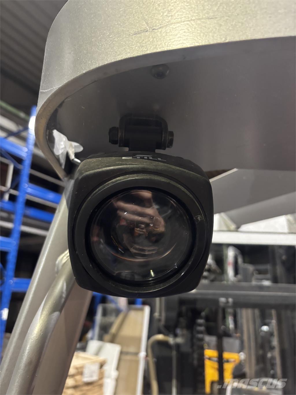 Still FM-X17 リーチフォークリフト