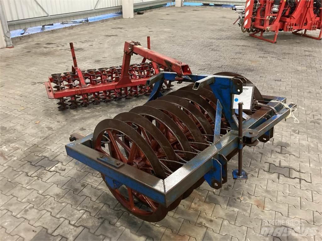  UNBEKANNT 1,80 m ローラー