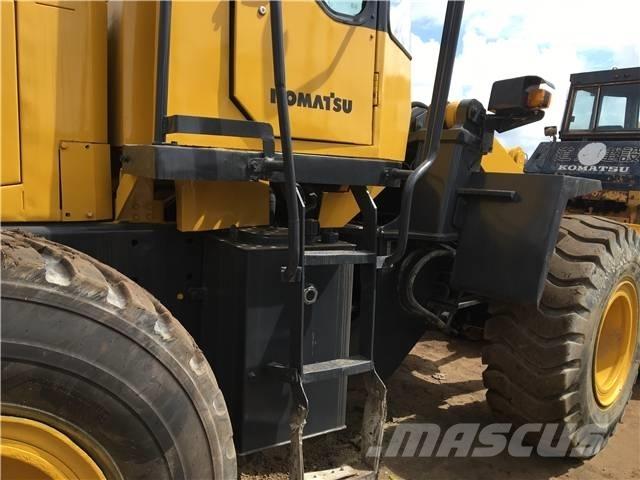 Komatsu WA380 ホイールローダー・タイヤショベル