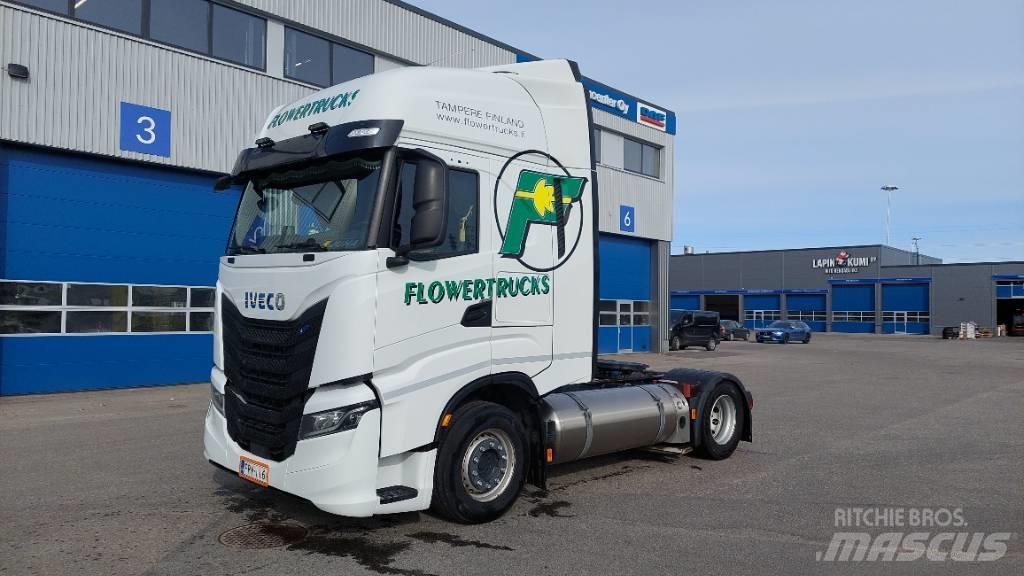 Iveco S-Way 460 LNG 中古トラクターヘッド | トレーラーヘッド