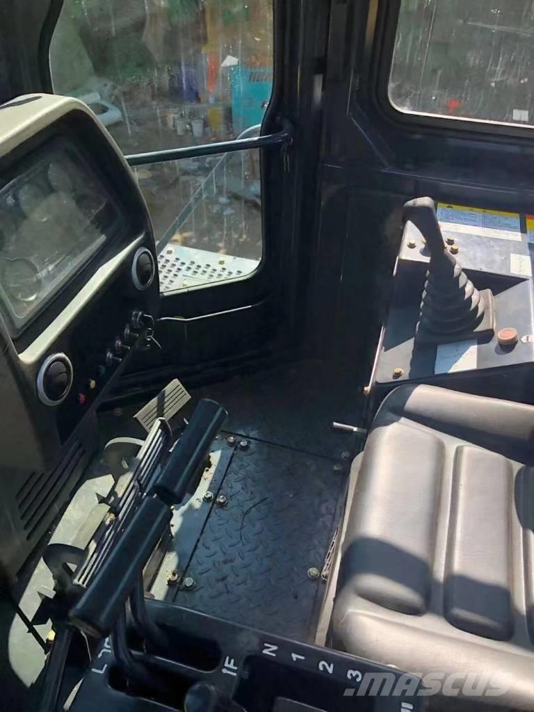 Shantui SD 22 ブルドーザー