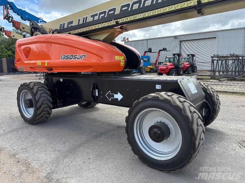 JLG 1350 SJP ブームリフト　直伸型