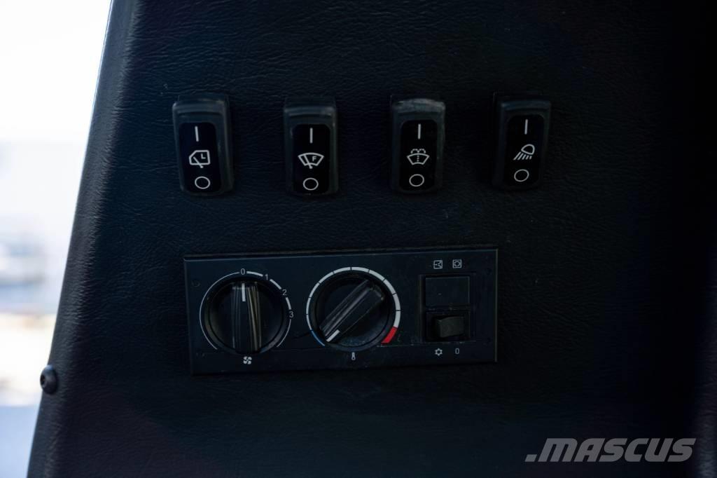 Ditch Witch JT40 水平掘削リグ