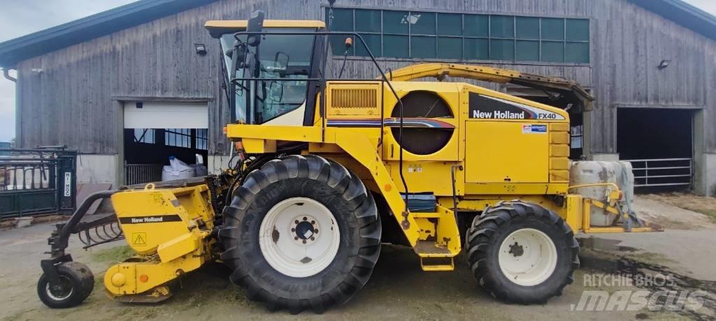 New Holland FX 40 自走式フォレージハーベスター
