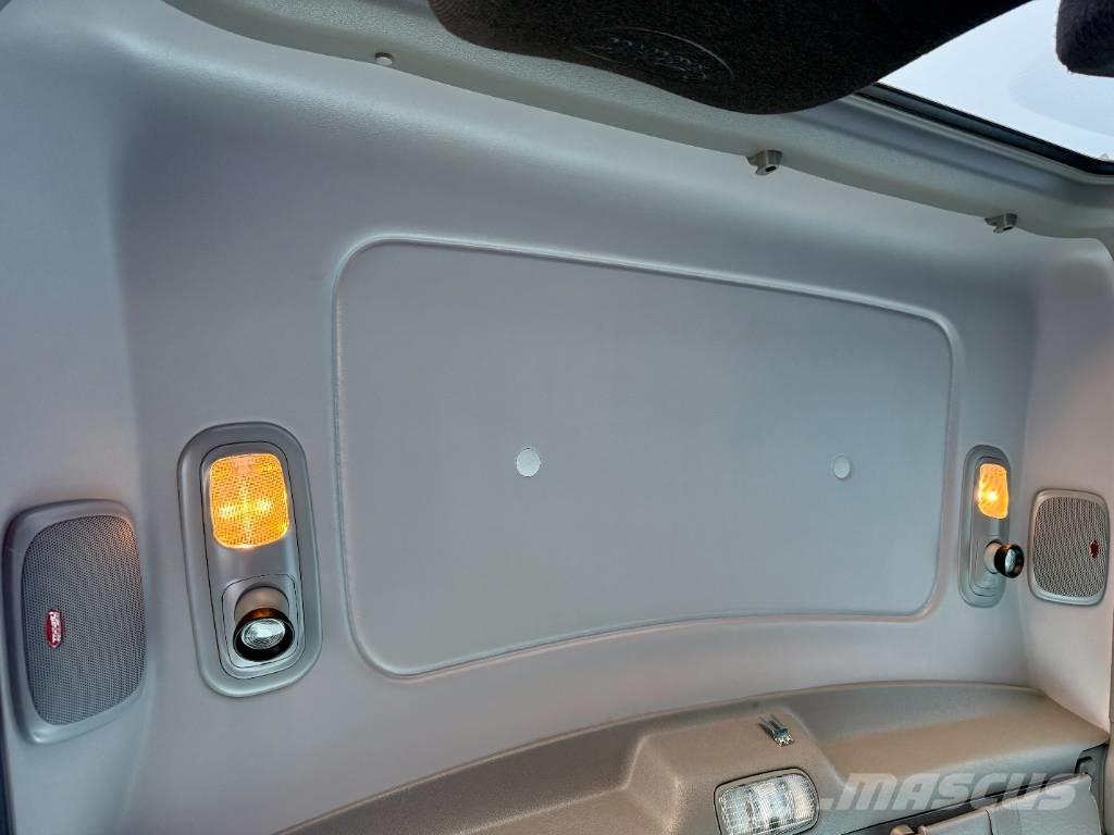 Peterbilt 389 中古トラクターヘッド | トレーラーヘッド