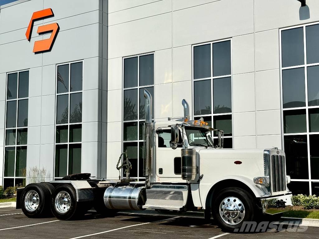 Peterbilt 389 中古トラクターヘッド | トレーラーヘッド