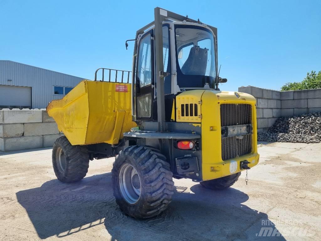 Wacker Neuson DW 90 サイト　ダンプ