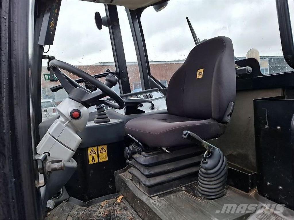 JCB TM 180 農業用テレハンドラー