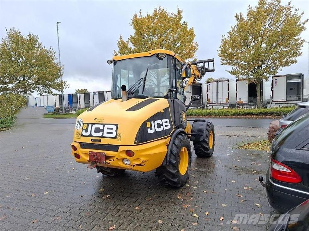 JCB TM 180 農業用テレハンドラー