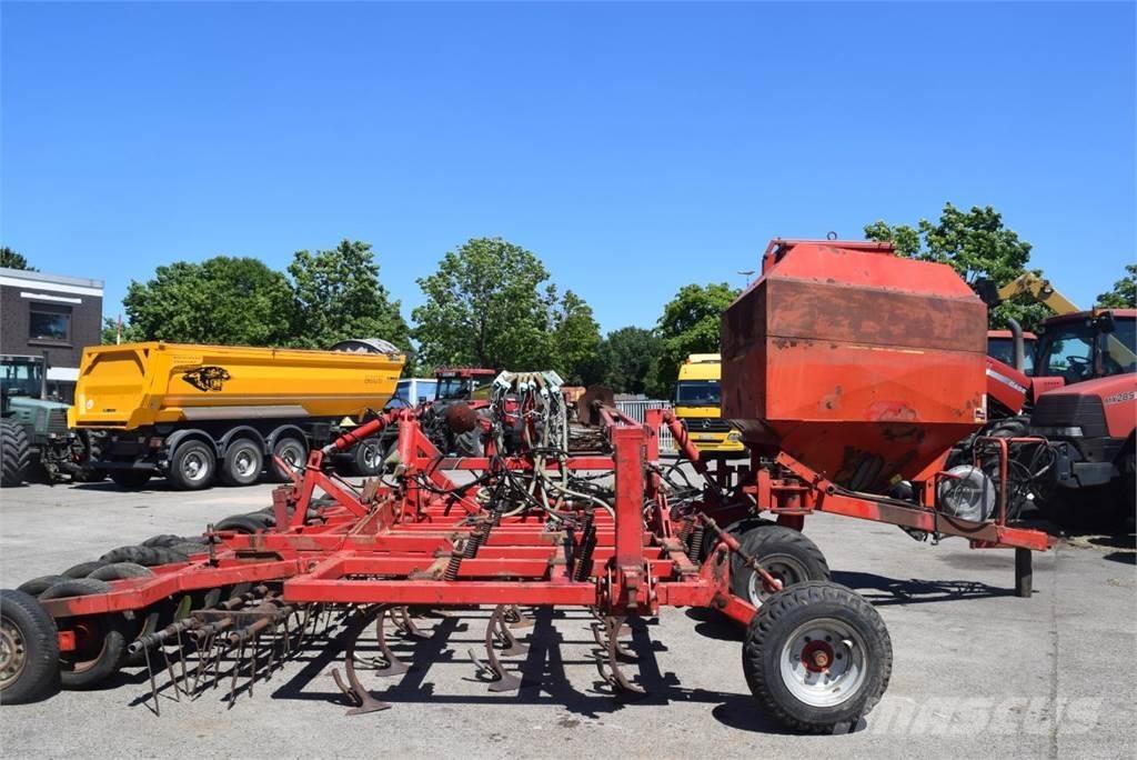 Horsch CO 6.25 ドリル