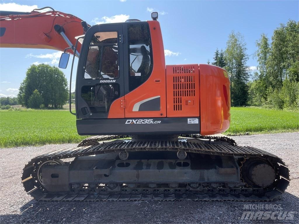 Doosan DX 235 LCR 大型油圧ショベル12t以上（パワーショベル・ユンボ）