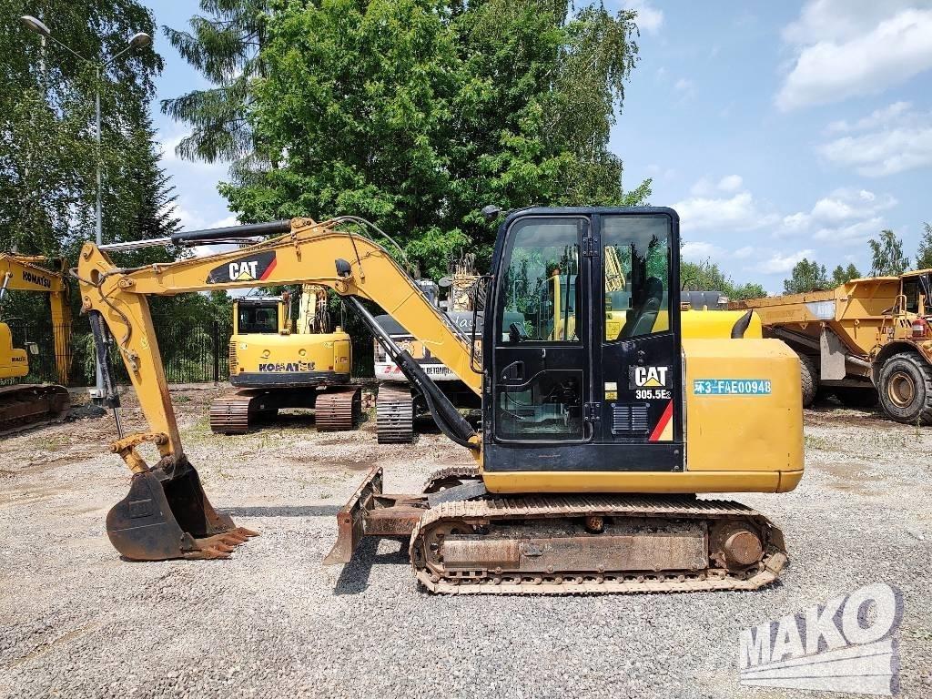 CAT 305.5 E2 大型油圧ショベル12t以上（パワーショベル・ユンボ）