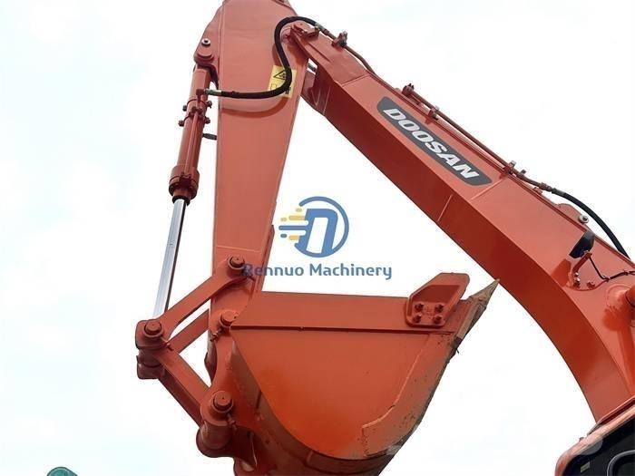 Doosan DH 150 LC-7 大型油圧ショベル12t以上（パワーショベル・ユンボ）