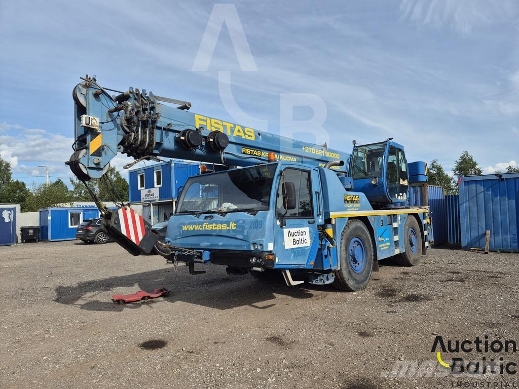 Terex AC 35 L クレーントラック、ユニック車