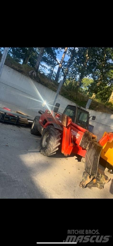 Manitou 1740 テレスコーピックハンドラー