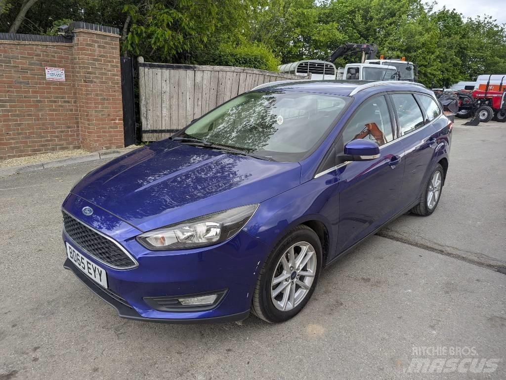 Ford Focus 自動車