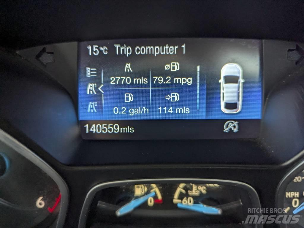 Ford Focus 自動車
