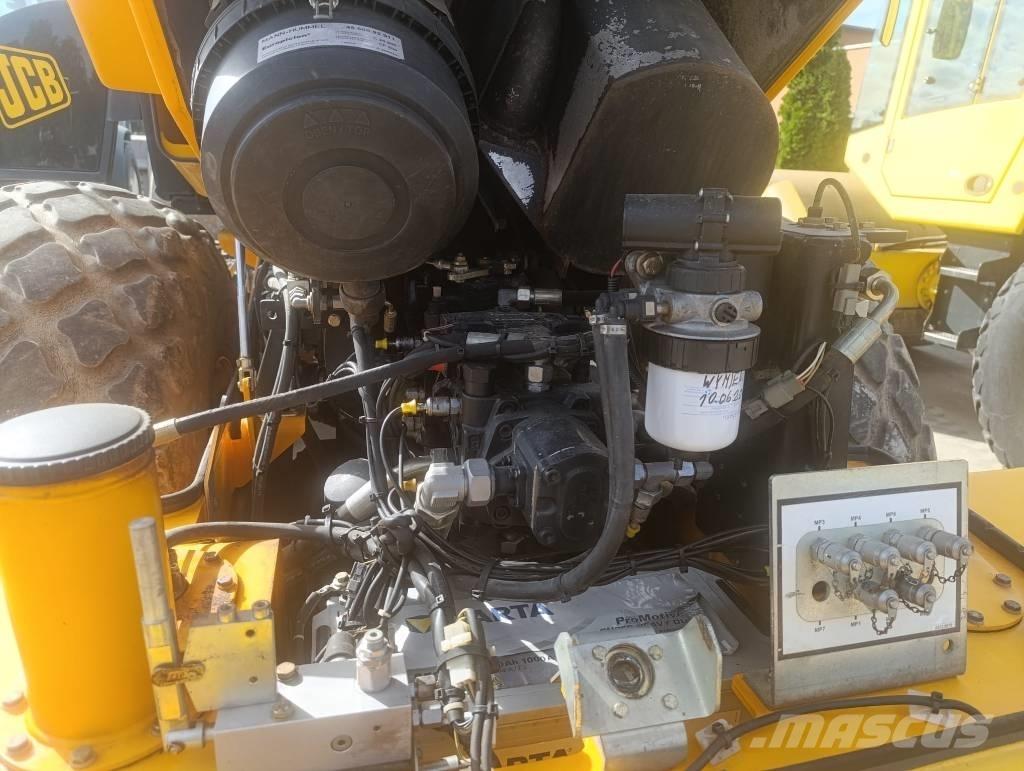 JCB Vibromax VM 115 振動ローラ