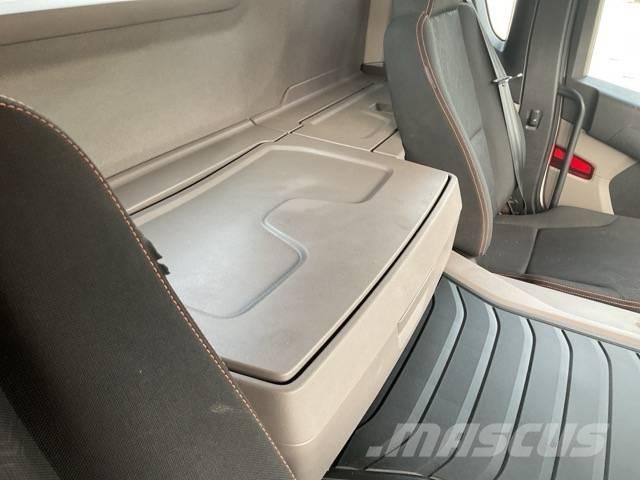 Scania P410 XT ダンプ