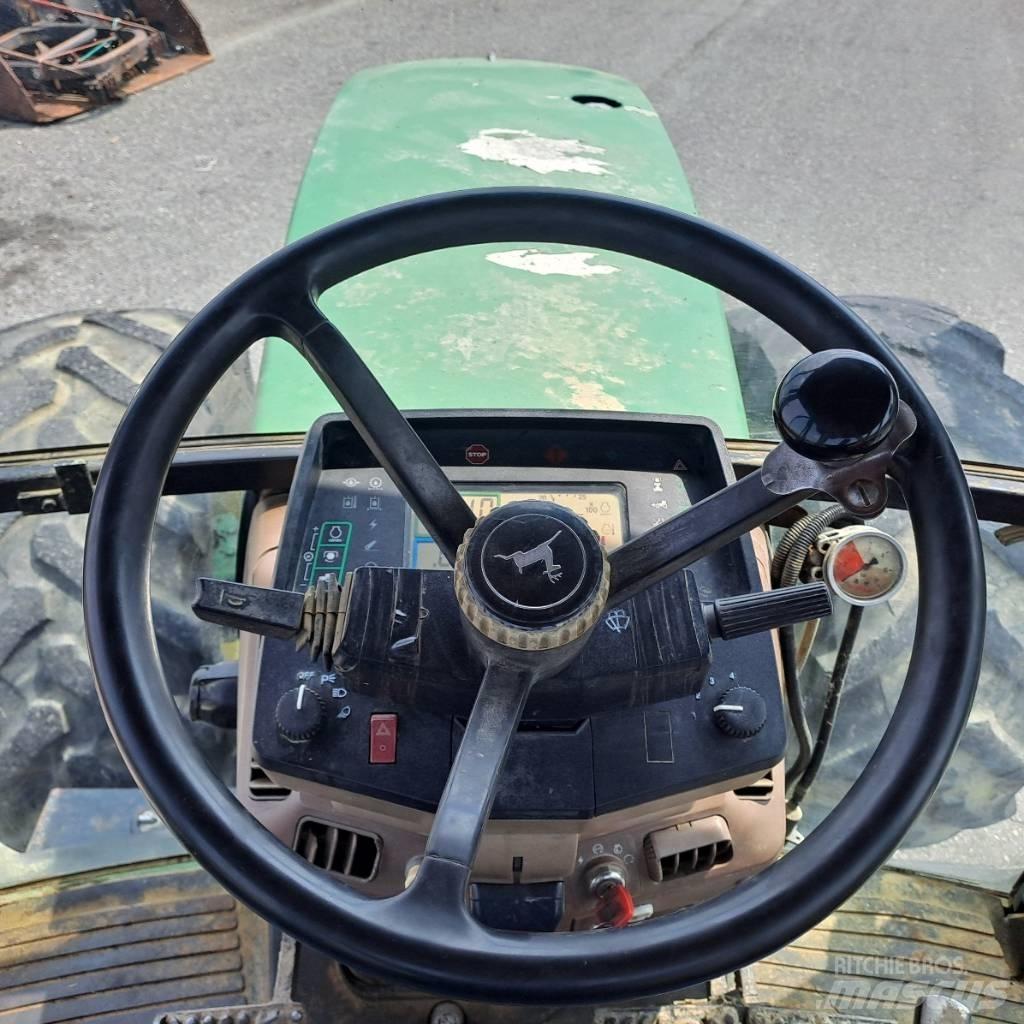 John Deere 7800 トラクター