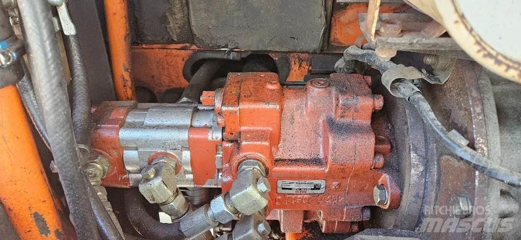 Doosan etec 804 ミニ油圧ショベル 7t以下（ミニユンボ・ミニディガー）
