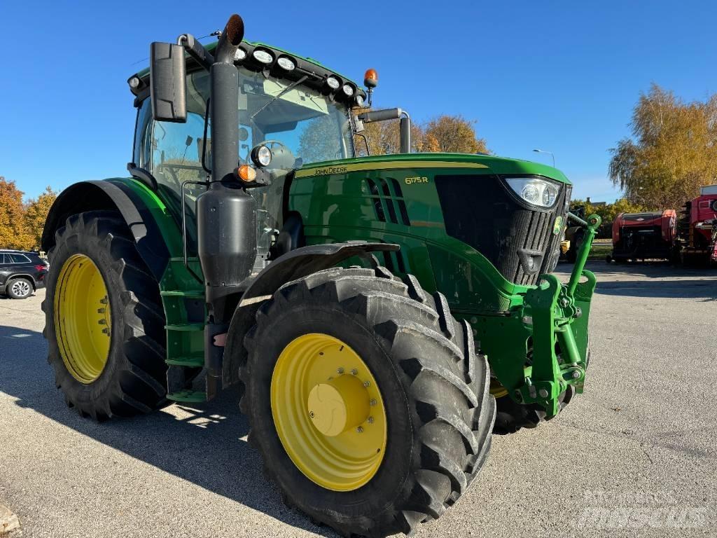 John Deere 6175 R トラクター