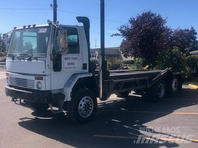 Sterling SC 8000 車両運搬車、キャリアカー