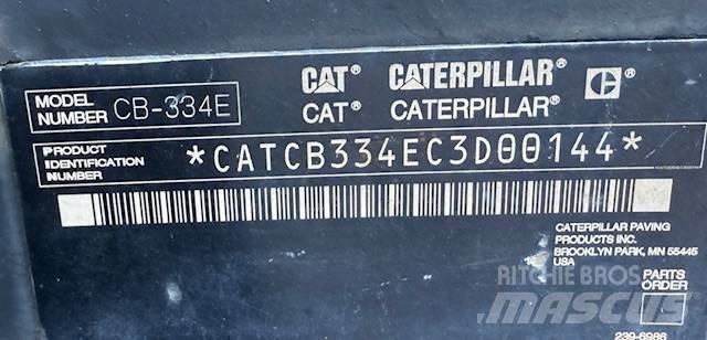 CAT CB 334 E XW タンデムローラ