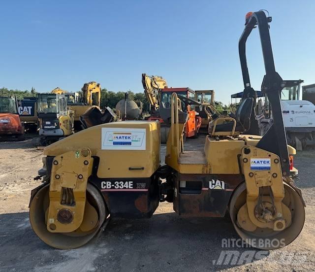 CAT CB 334 E XW タンデムローラ