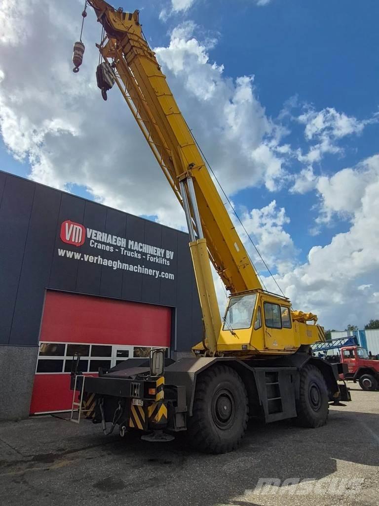 Tadano tr-400e オールテレーンクレーン