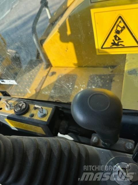 Komatsu PC 118 MR-8 大型油圧ショベル12t以上（パワーショベル・ユンボ）