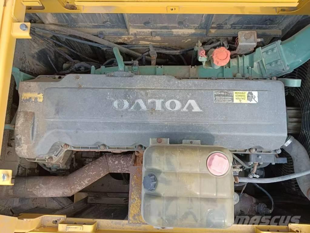 Volvo EC 480 大型油圧ショベル12t以上（パワーショベル・ユンボ）