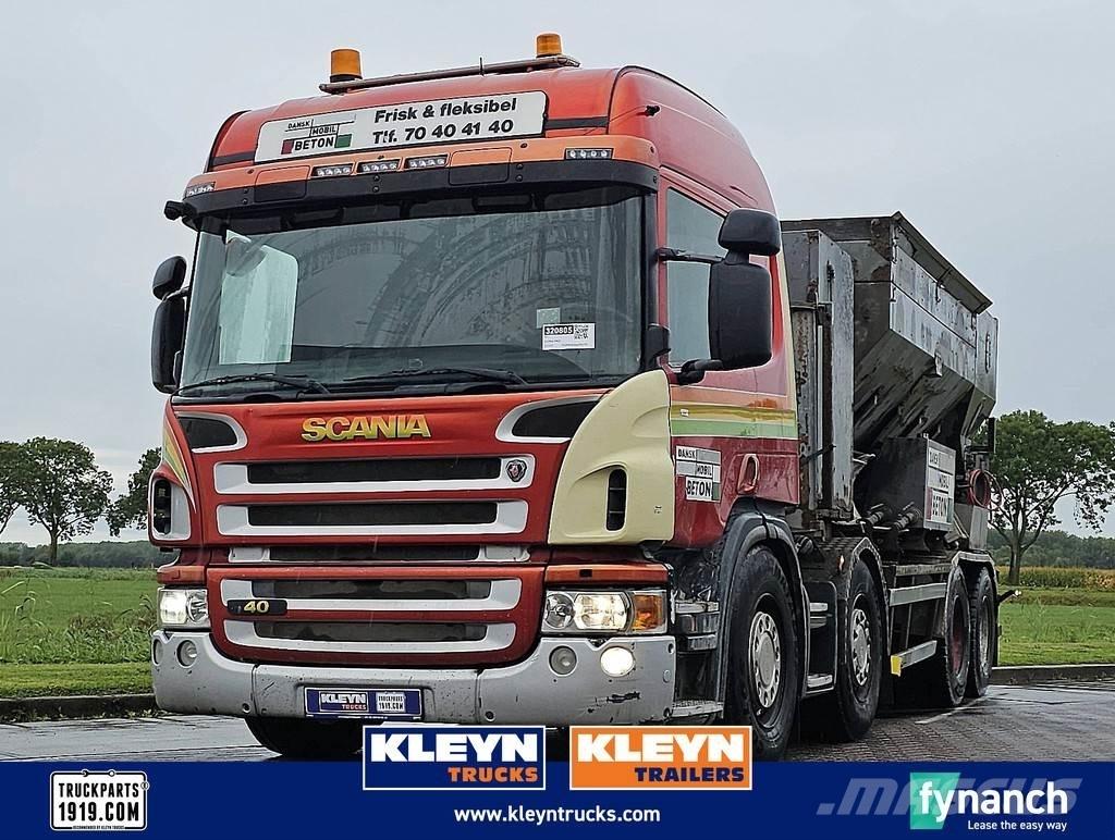 Scania P400 8X4 キャブ付きシャーシ