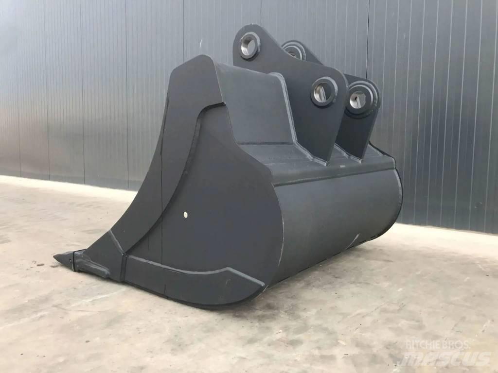 Komatsu PC228 バケット