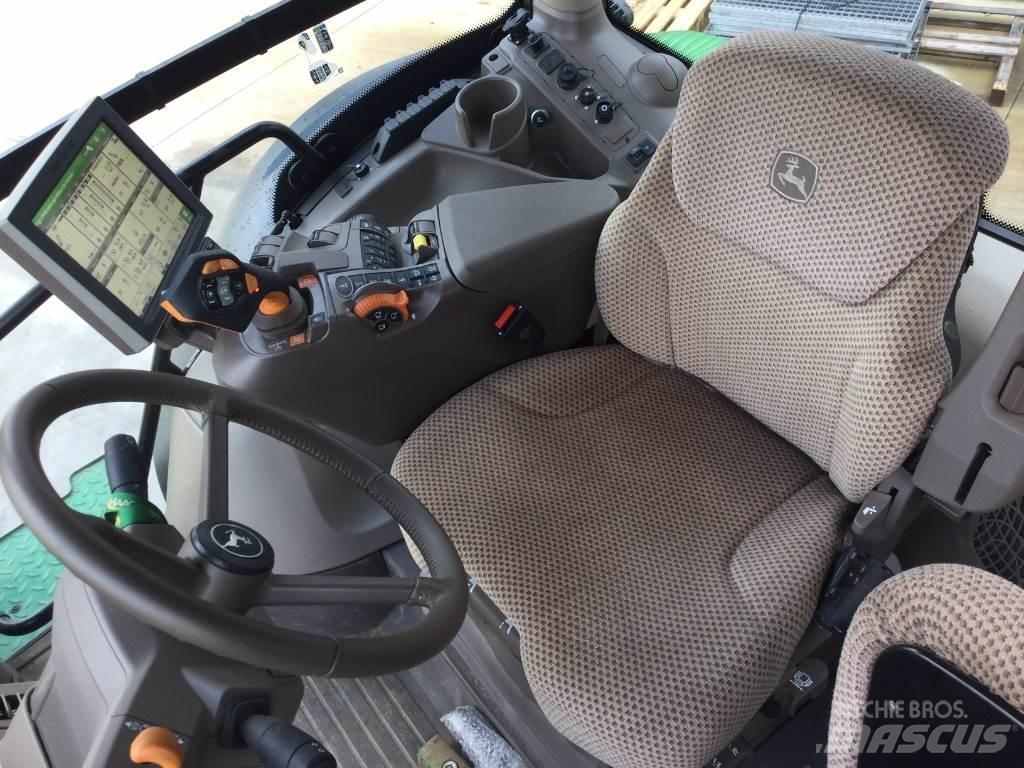 John Deere 6R250 トラクター